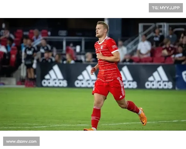 曼联与拜仁的意外交易：德里赫特离队让记者感到震惊(德里赫特 拜仁)